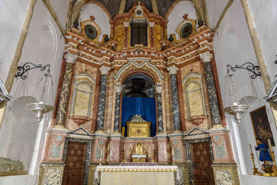 Huelva - Aracena 32 - iglesia prior de Nuestra Señora del Dolor.jpg